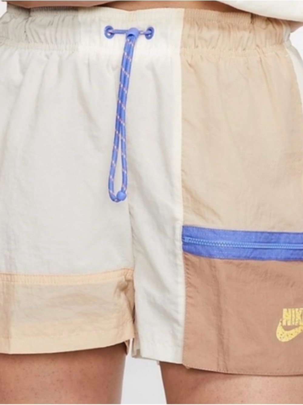 Nike Icon Clash Women's Shorts In Cream Color block